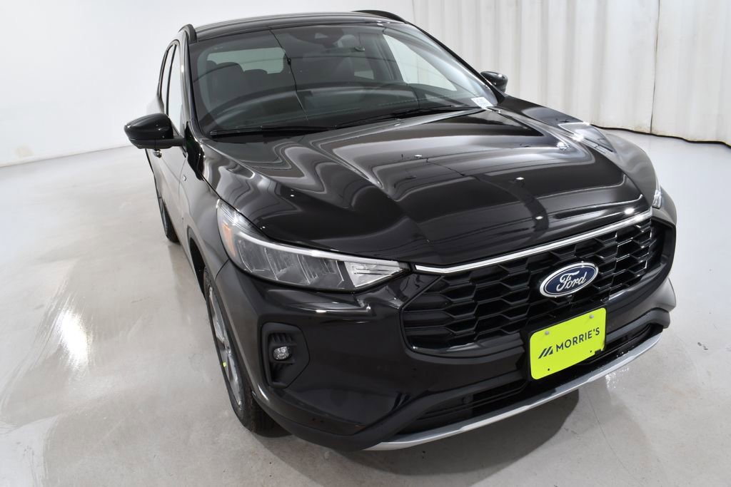 New 2026 Ford Escape ST-Line Select w/ Tech Pack #2 AWD/4WD image 4