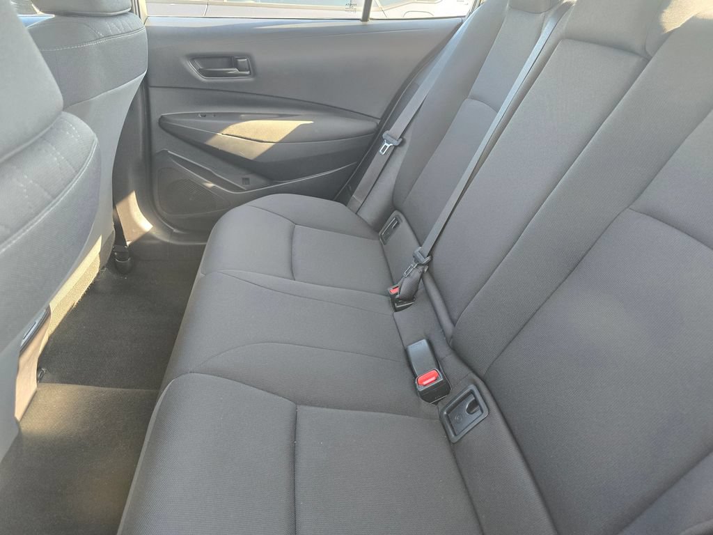Used 2025 Toyota Corolla LE FWD image 23