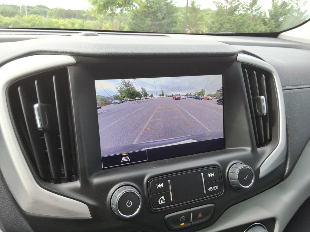 Certified 2024 GMC Terrain SLT w/ Infotainment Package II AWD/4WD image 31