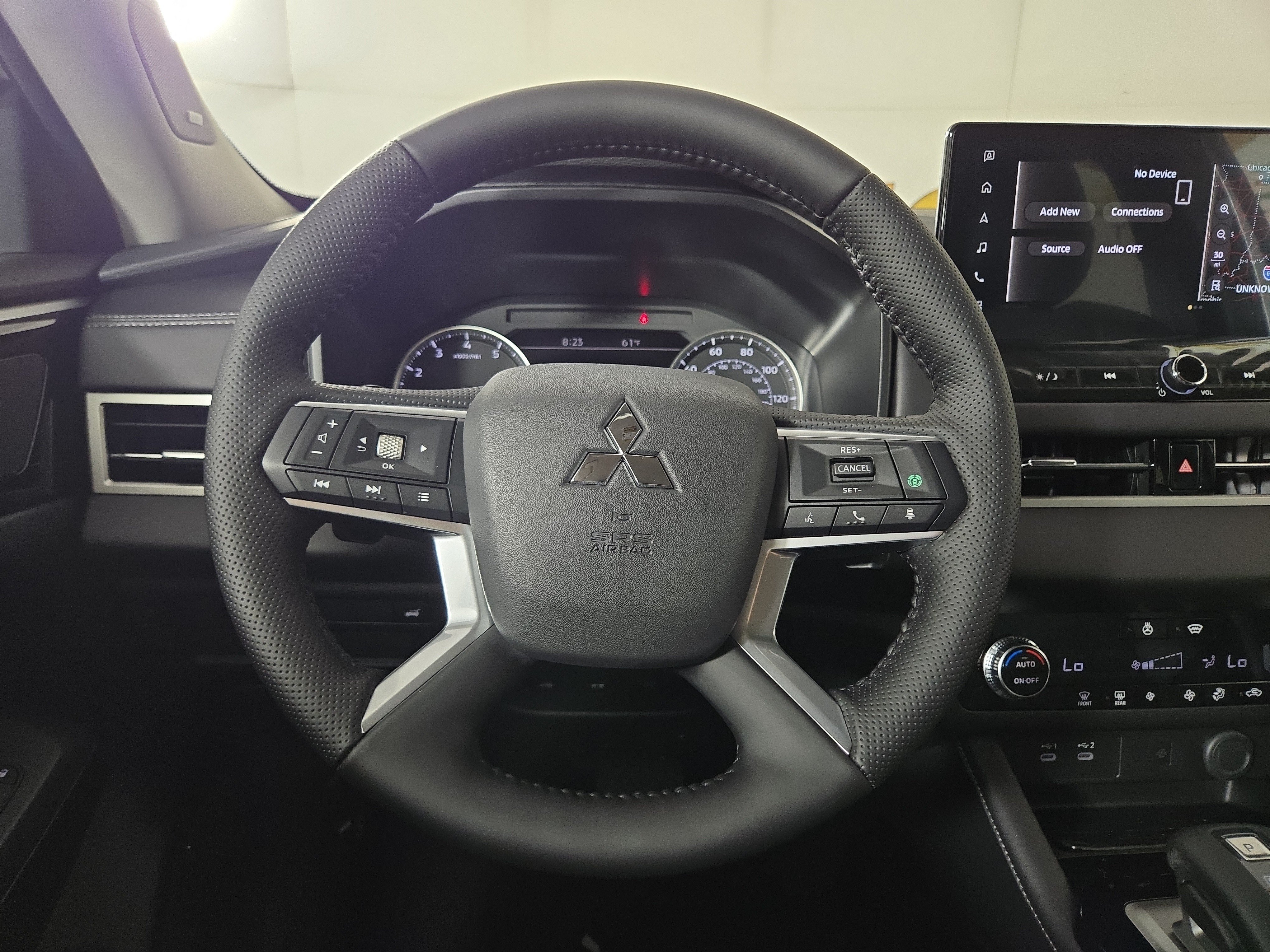 New 2026 Mitsubishi Outlander SE AWD/4WD image 14