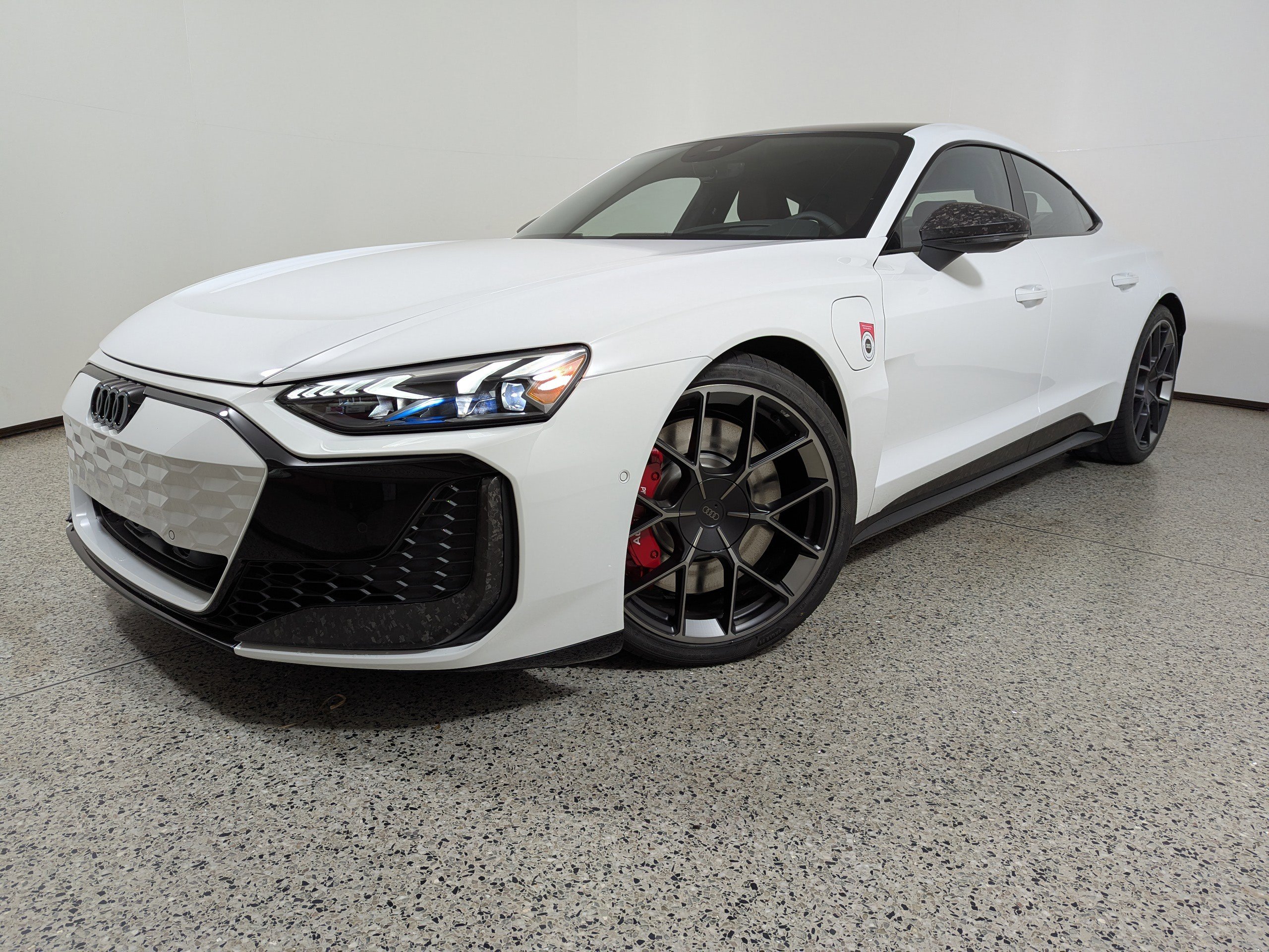 New 2026 Audi RS e-tron GT performance image 18