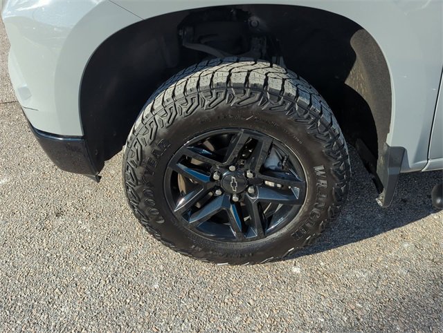 Certified 2024 Chevrolet Silverado 1500 LT Trail Boss w/ Convenience Package II image 33