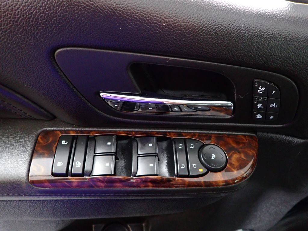 Used 2011 GMC Sierra 1500 Denali AWD/4WD image 20
