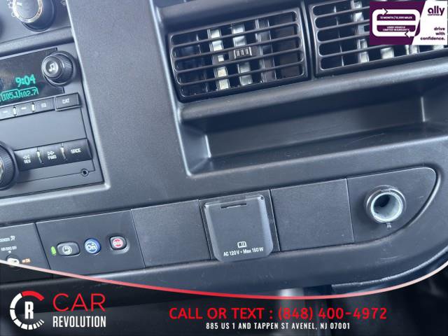 Used 2023 GMC Savana 2500 Extended w/ Driver Convenience Package image 22