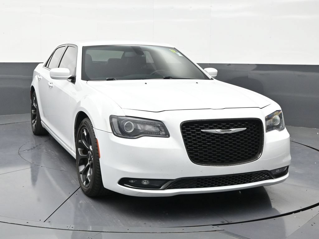 Used 2020 Chrysler 300 S RWD image 7