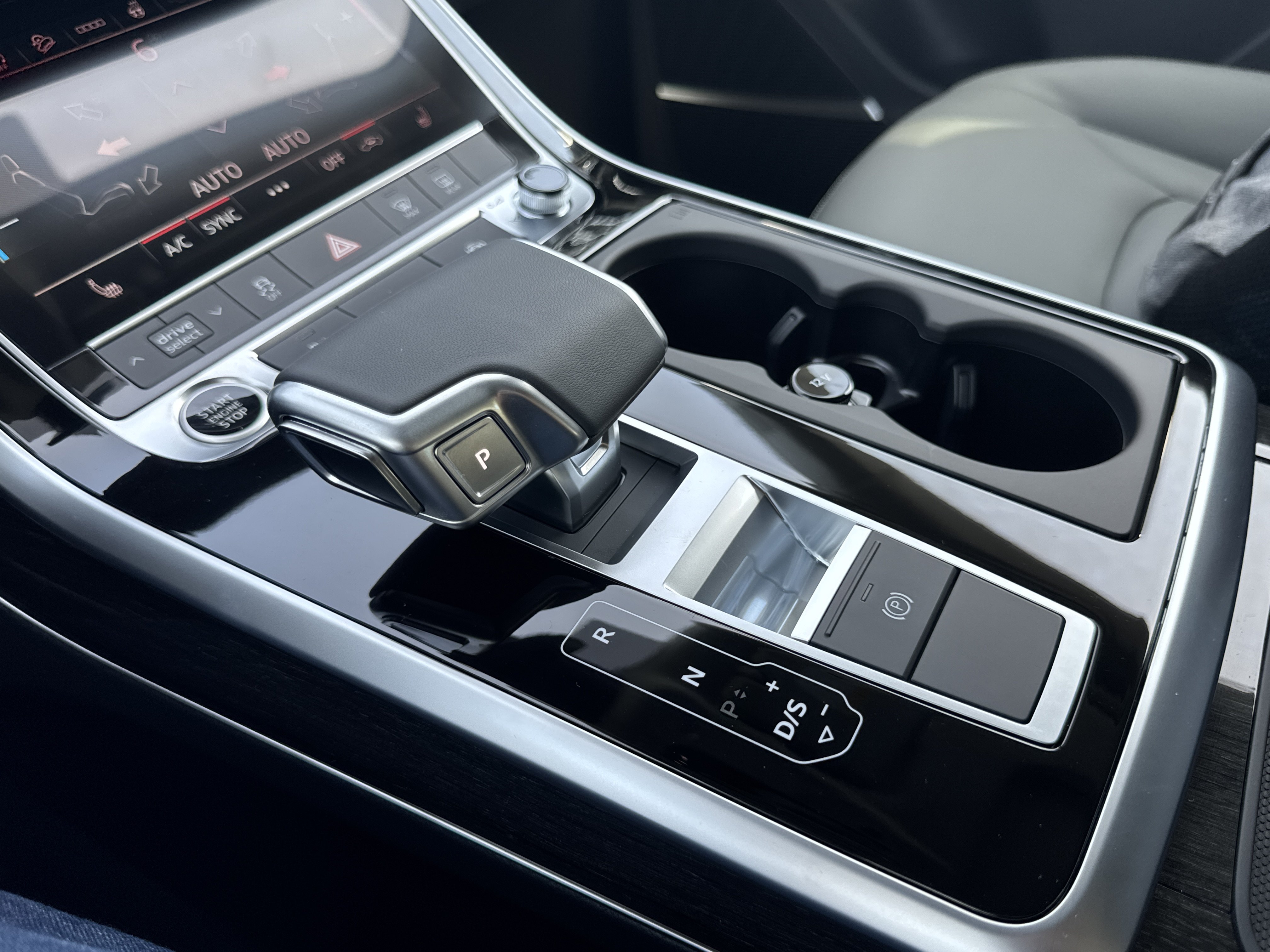 New 2026 Audi Q8 Premium AWD/4WD image 28