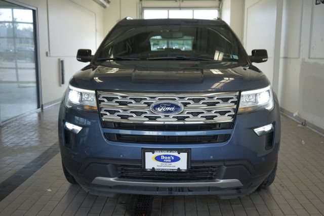 Used 2018 Ford Explorer XLT w/ Equipment Group 202A AWD/4WD image 17