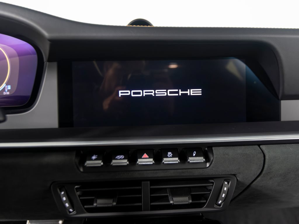 Certified 2026 Porsche 911 Carrera 4 GTS AWD/4WD image 24
