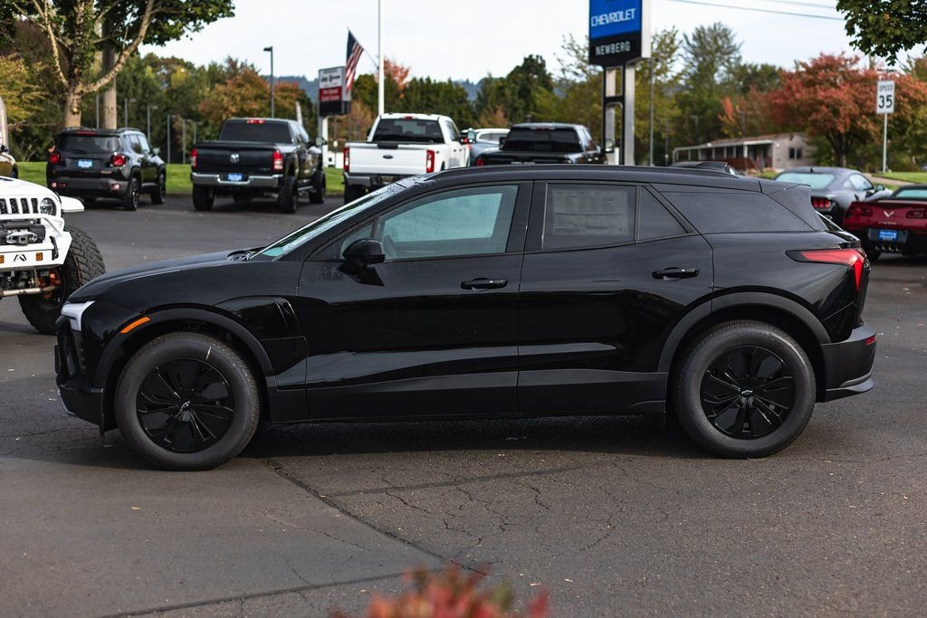 New 2025 Chevrolet Blazer EV LT w/ Midnight/Sport Edition image 30