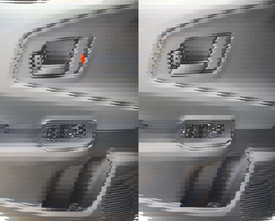 Used 2023 Toyota Prius LE image 26