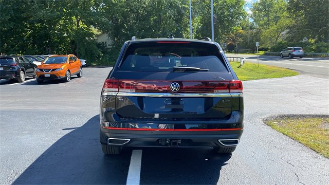 New 2026 Volkswagen Atlas SE image 6