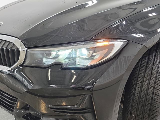 Used 2020 BMW 330i xDrive Sedan w/ Driving Assistance Package AWD/4WD image 31