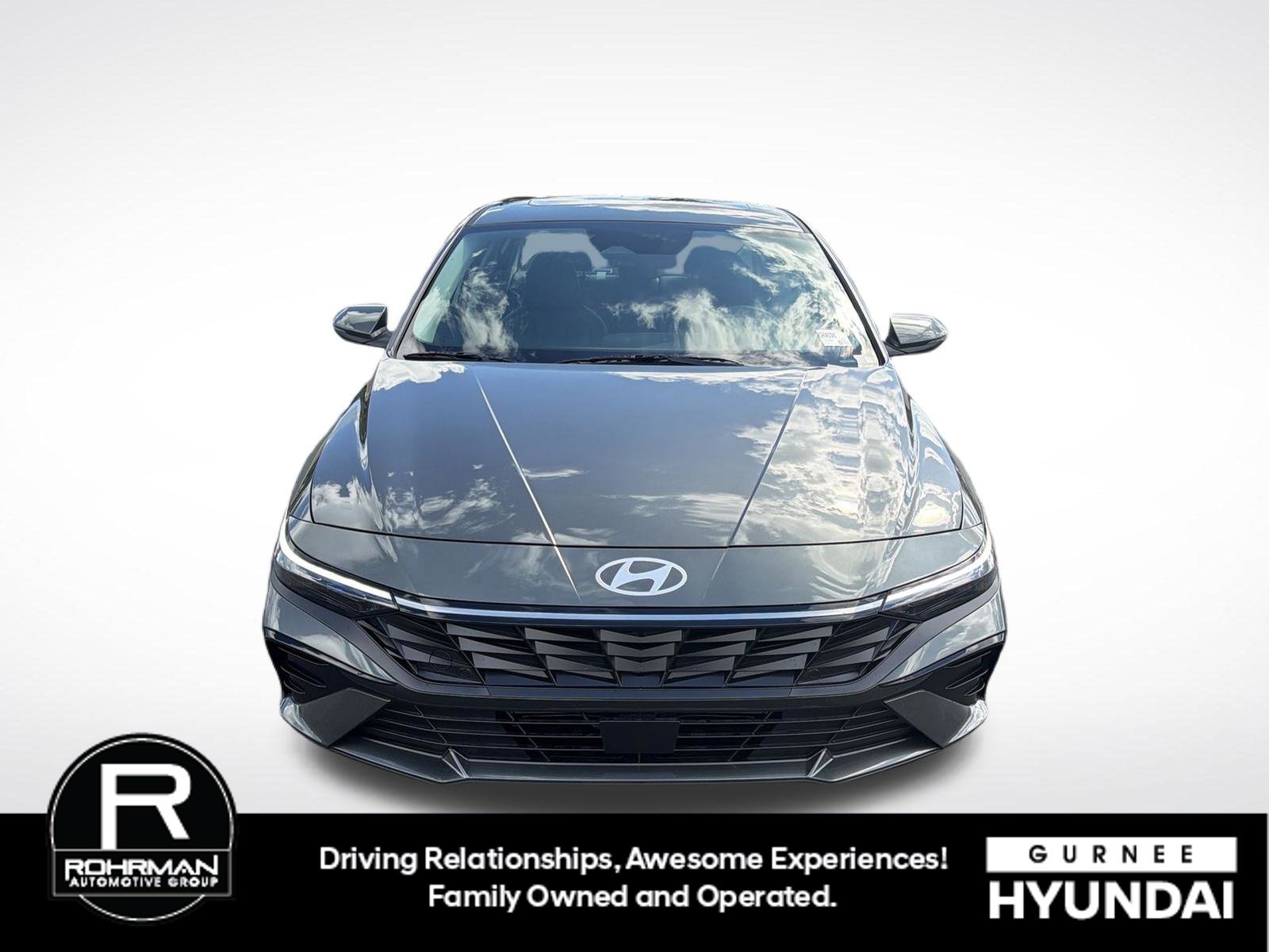 New 2026 Hyundai Elantra Limited FWD image 3
