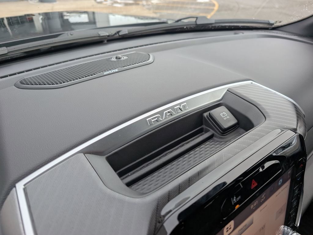 New 2026 RAM 1500 4x4 Crew Cab image 31