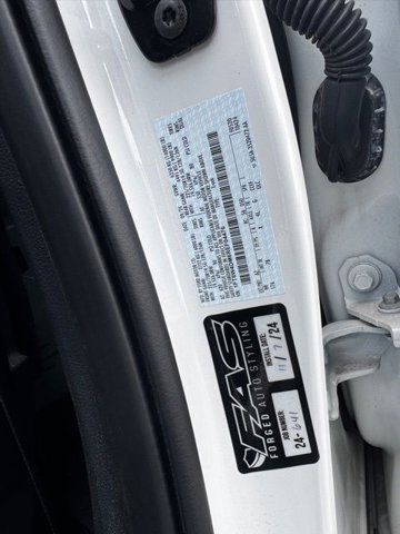 Certified 2024 Ford F450 Platinum w/ FX4 Off-Road Package image 6