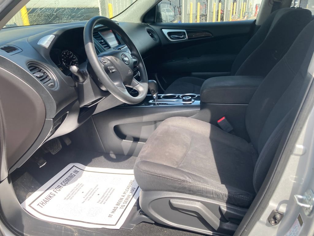 Used 2015 Nissan Pathfinder S image 13