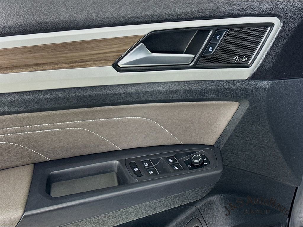 Used 2021 Volkswagen Atlas SEL Premium image 23