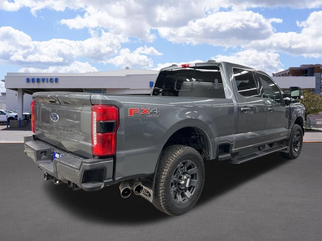 Used 2024 Ford F350 Lariat w/ Lariat Ultimate Package image 3