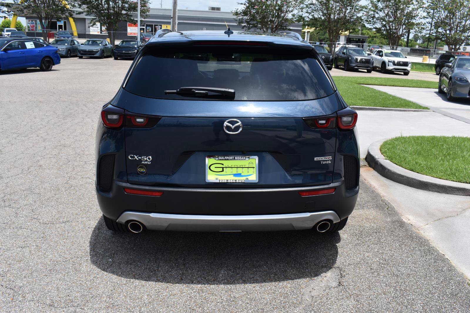 Used 2023 MAZDA CX-50 AWD 2.5 Turbo w/ Premium Pkg image 12
