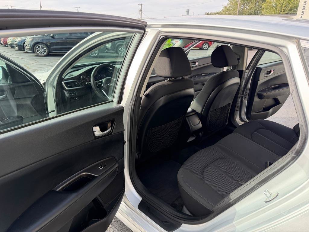 Used 2020 Kia Optima LX FWD image 11