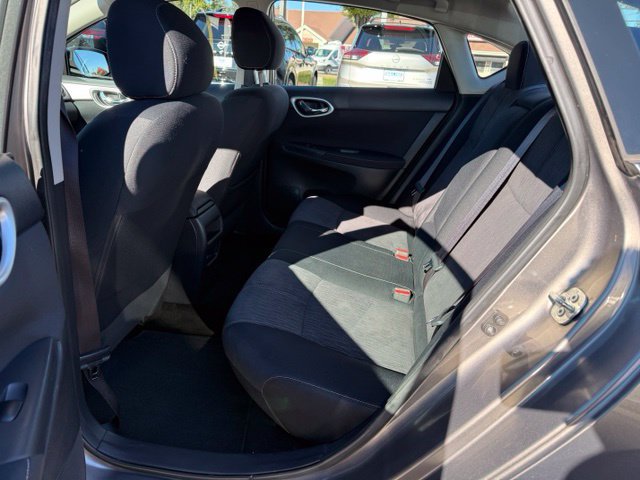 Used 2015 Nissan Sentra SV FWD image 21