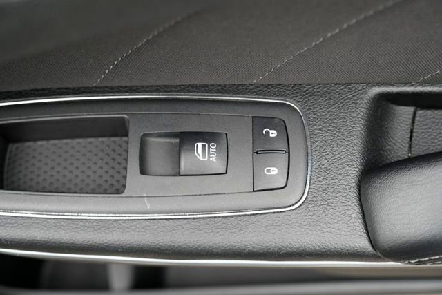 Used 2023 Dodge Charger SXT image 33