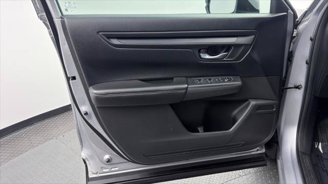 Used 2023 Honda CR-V EX image 13