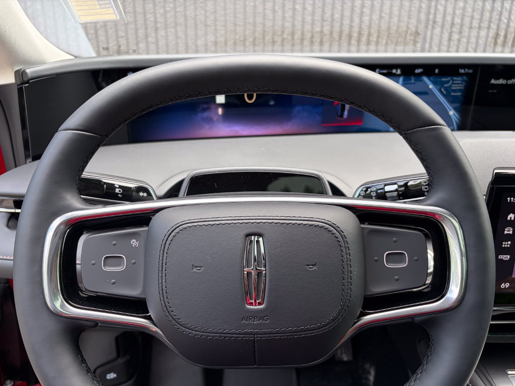 New 2026 Lincoln Nautilus Reserve AWD/4WD image 46