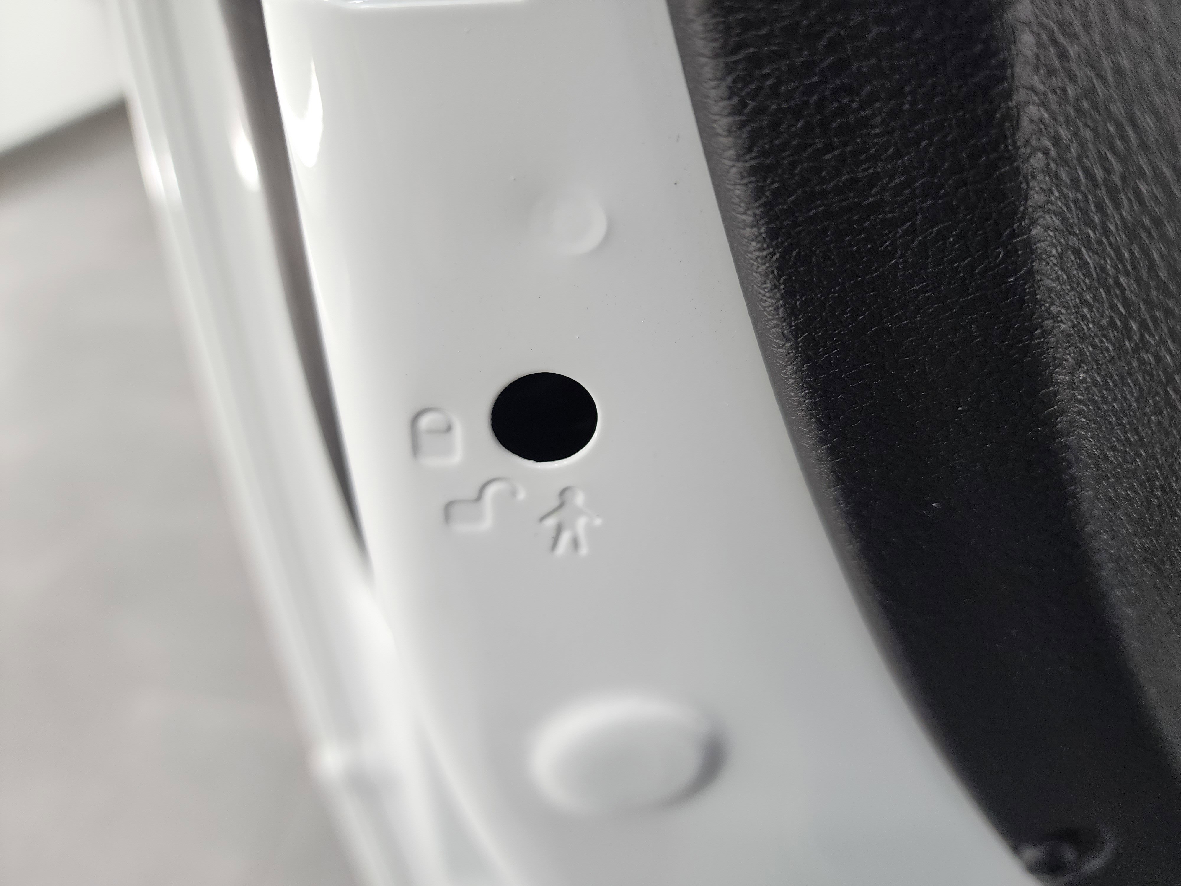 Used 2022 RAM 2500 Big Horn w/ Cold Weather Group image 39