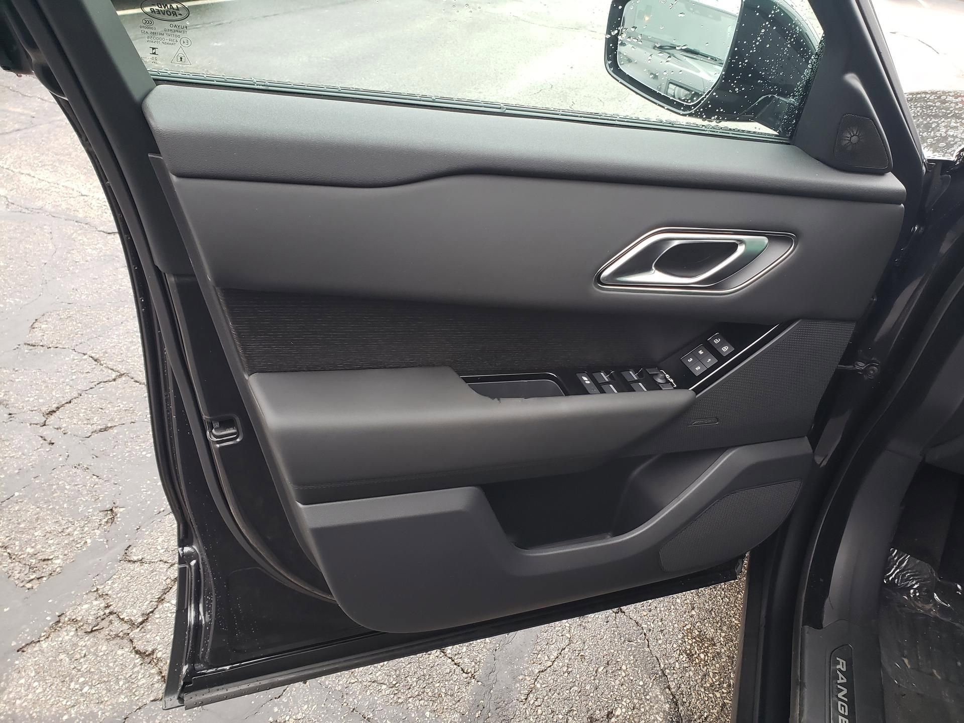 New 2026 Land Rover Range Rover Velar S image 10