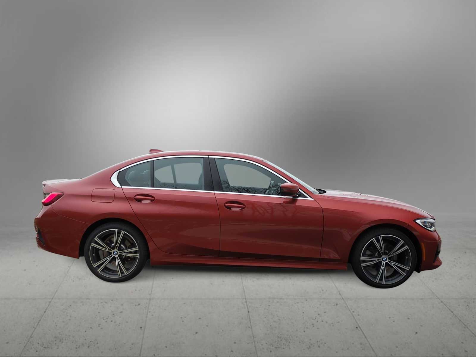 Used 2020 BMW 330i xDrive Sedan w/ Premium Package image 9