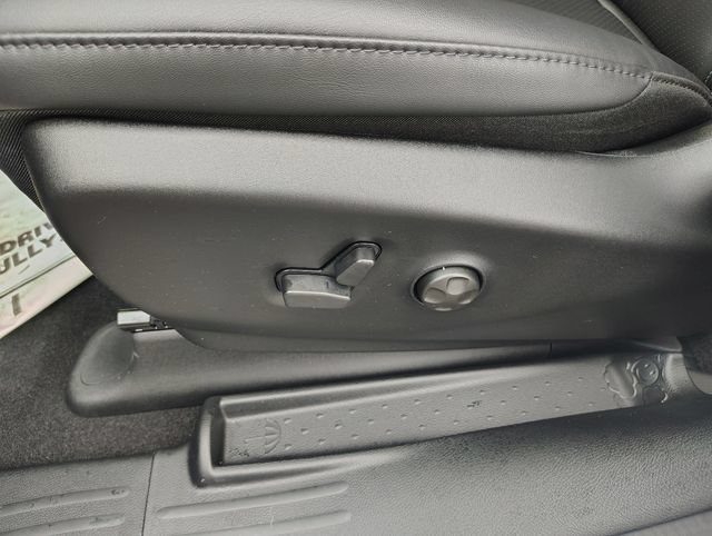 New 2026 Chrysler Pacifica Select FWD image 11