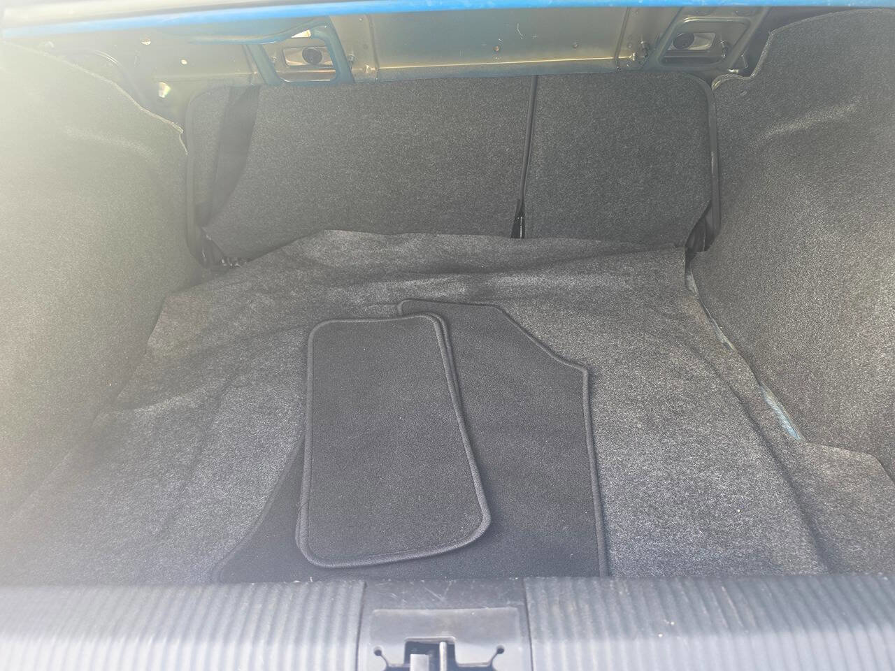 Used 2010 Ford Focus SE FWD image 22