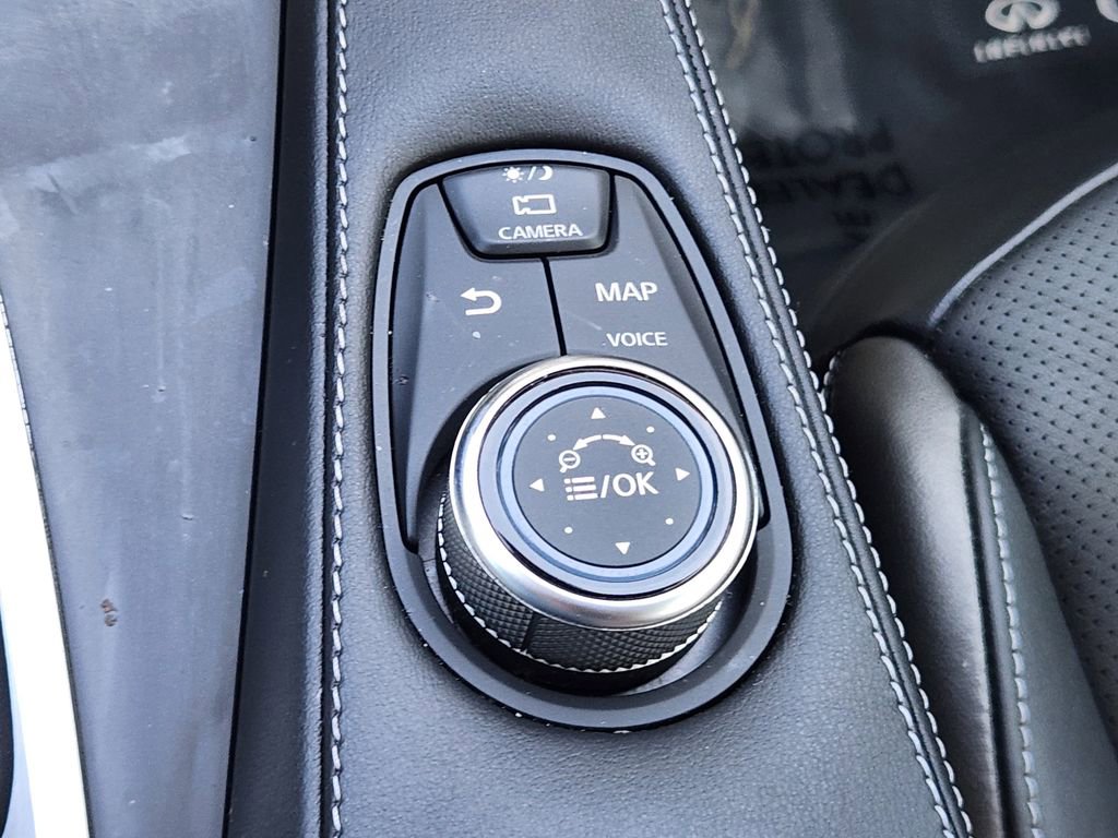 Used 2025 INFINITI QX55 Essential image 27