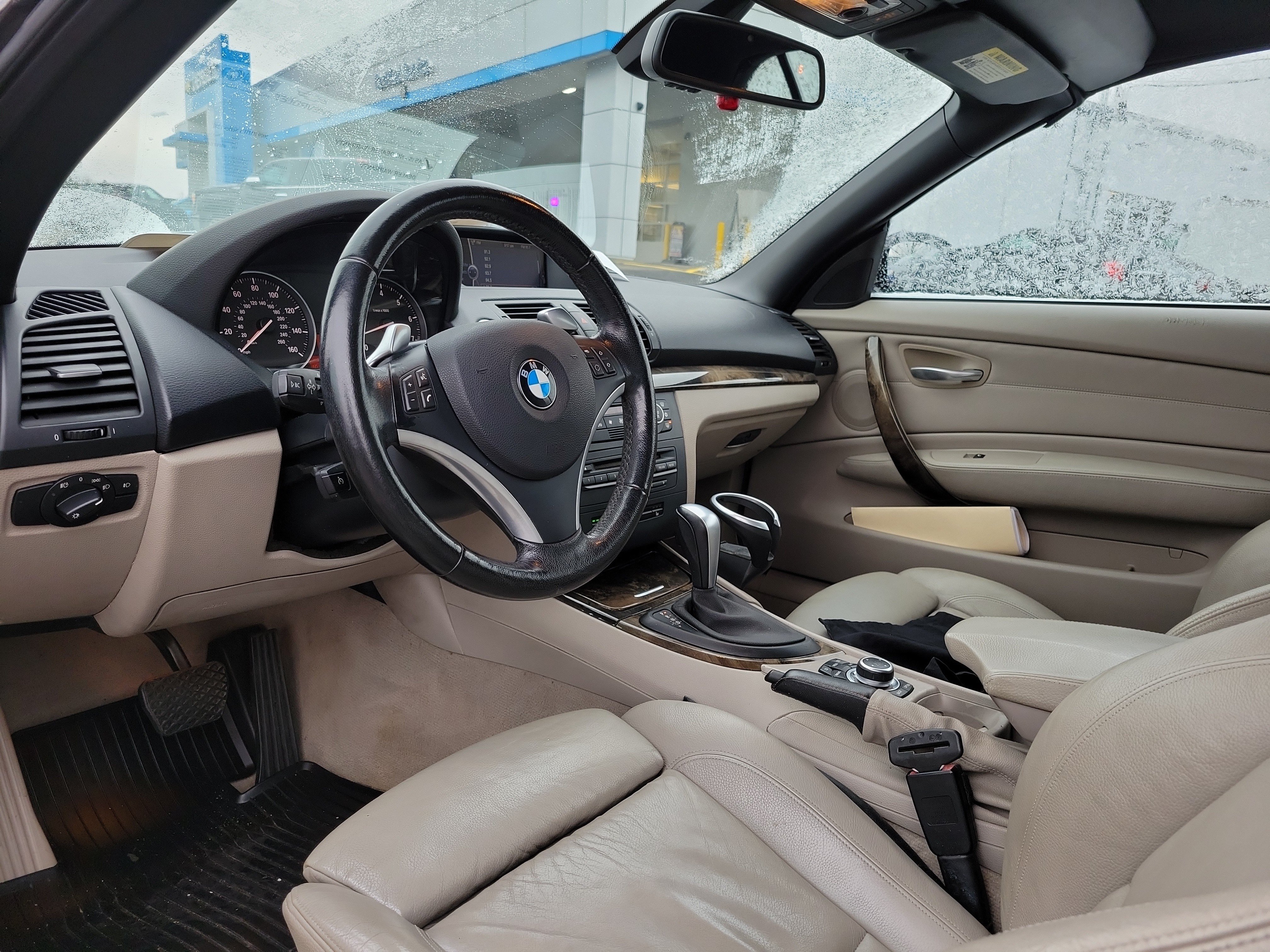 Used 2009 BMW 128i Convertible RWD image 14