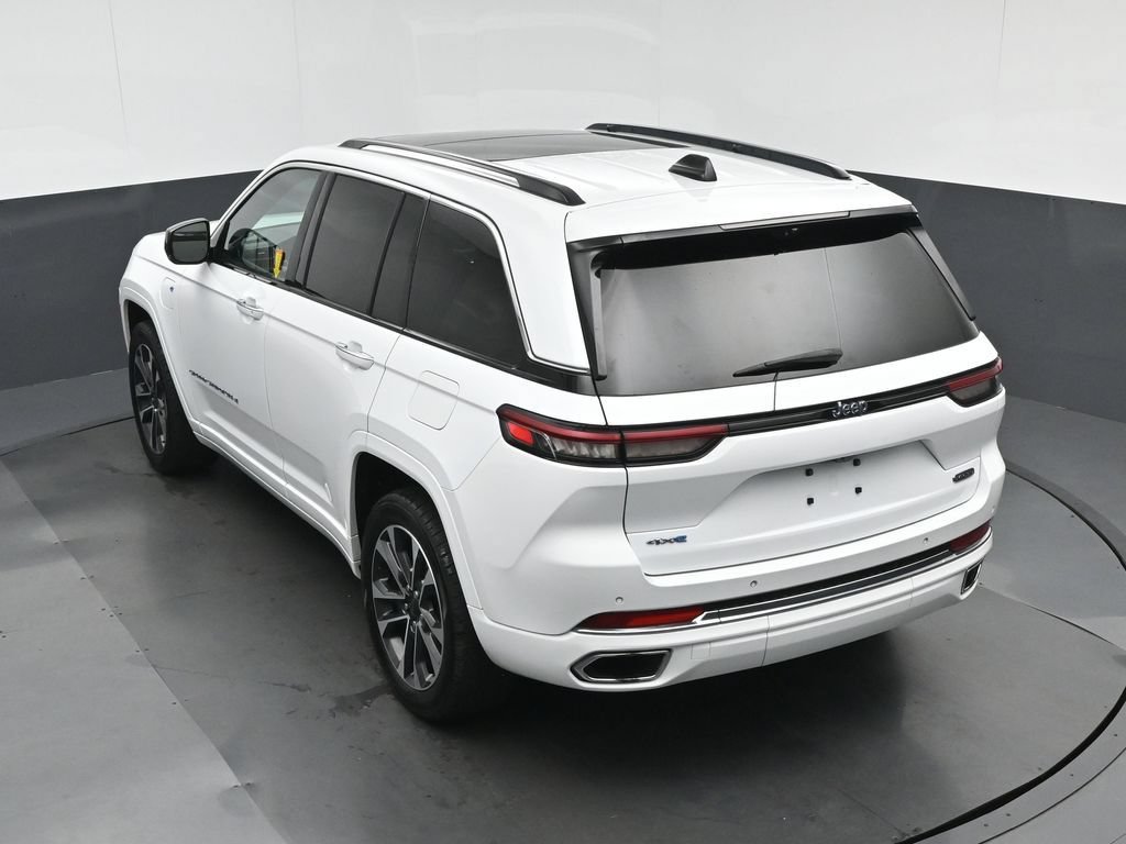Used 2023 Jeep Grand Cherokee Overland w/ Advanced Protech Group III AWD/4WD image 70