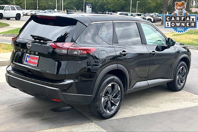 Used 2025 Nissan Rogue SV FWD image 13