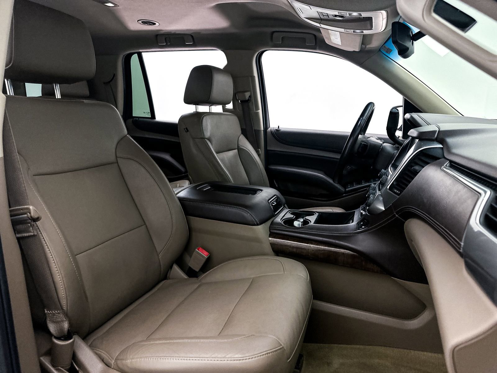 Used 2015 Chevrolet Tahoe LT w/ Luxury Package RWD image 31