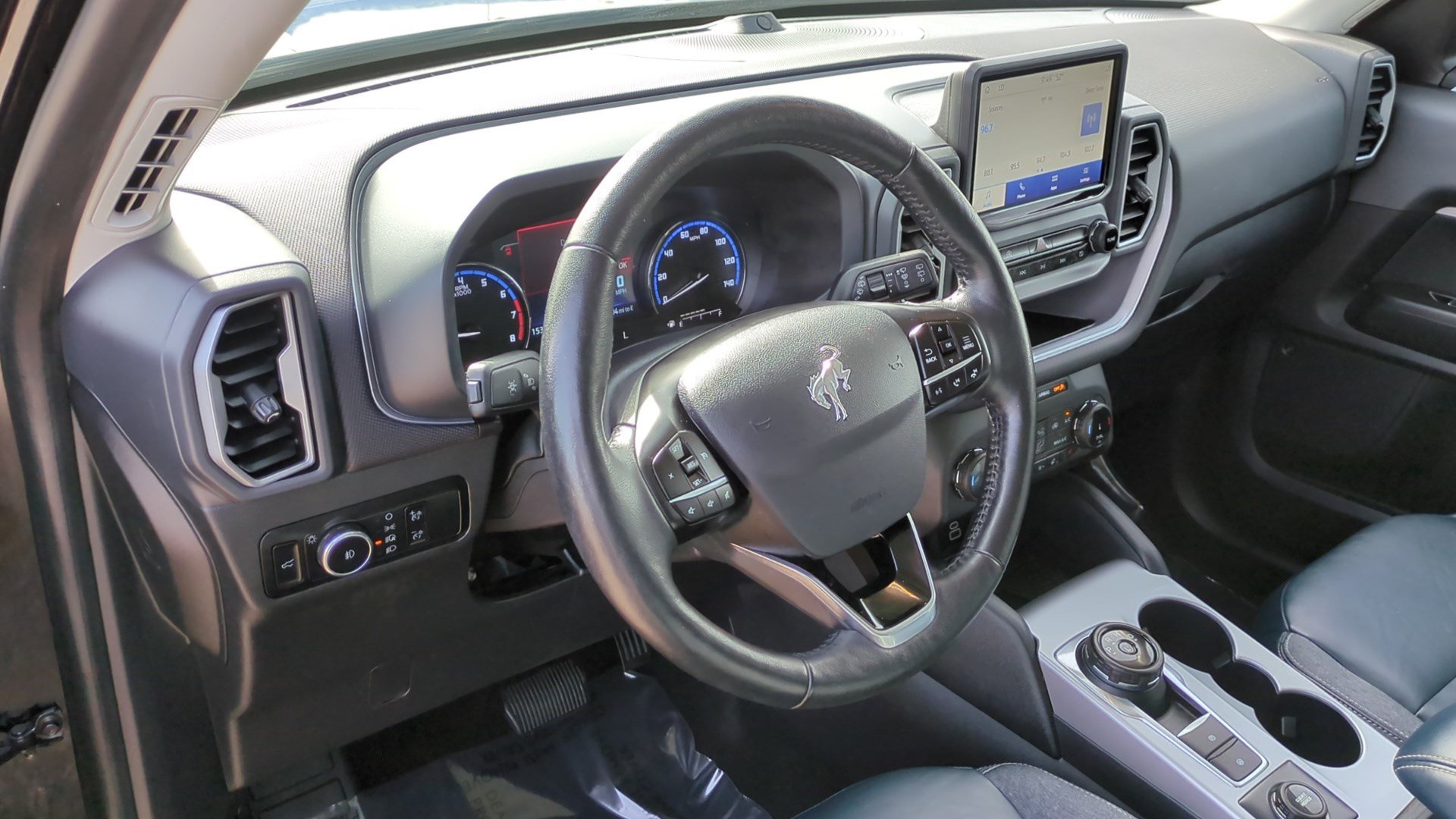 Used 2023 Ford Bronco Sport Outer Banks w/ Tech Package image 14