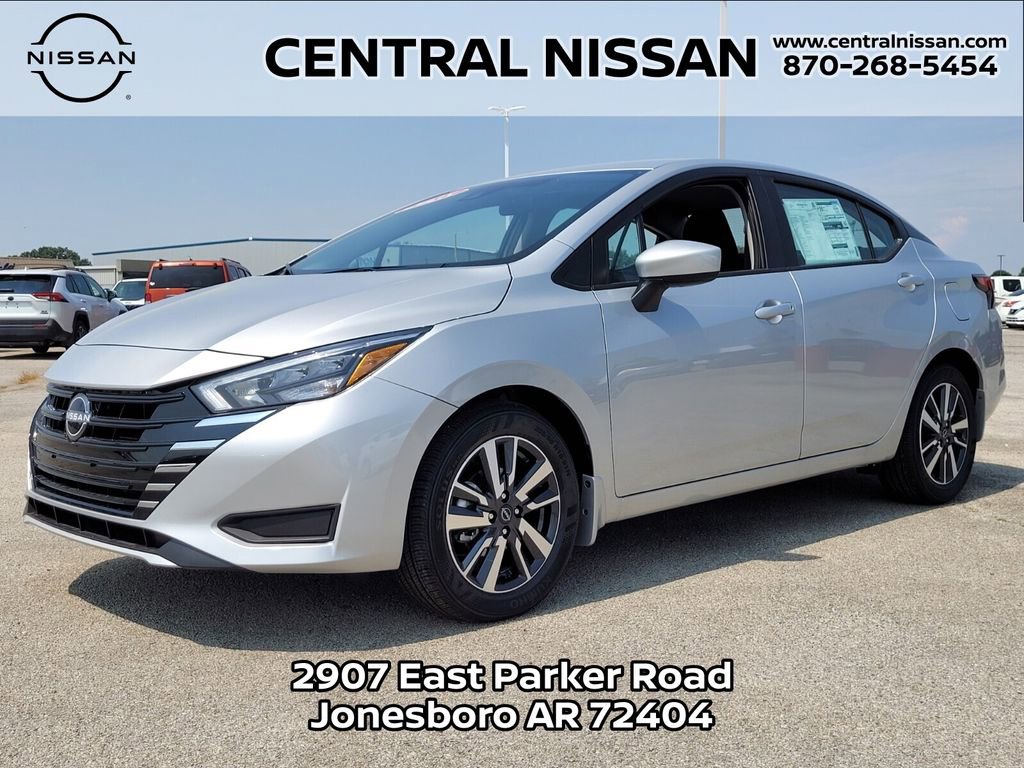 New 2025 Nissan Versa SV w/ Trunk Package