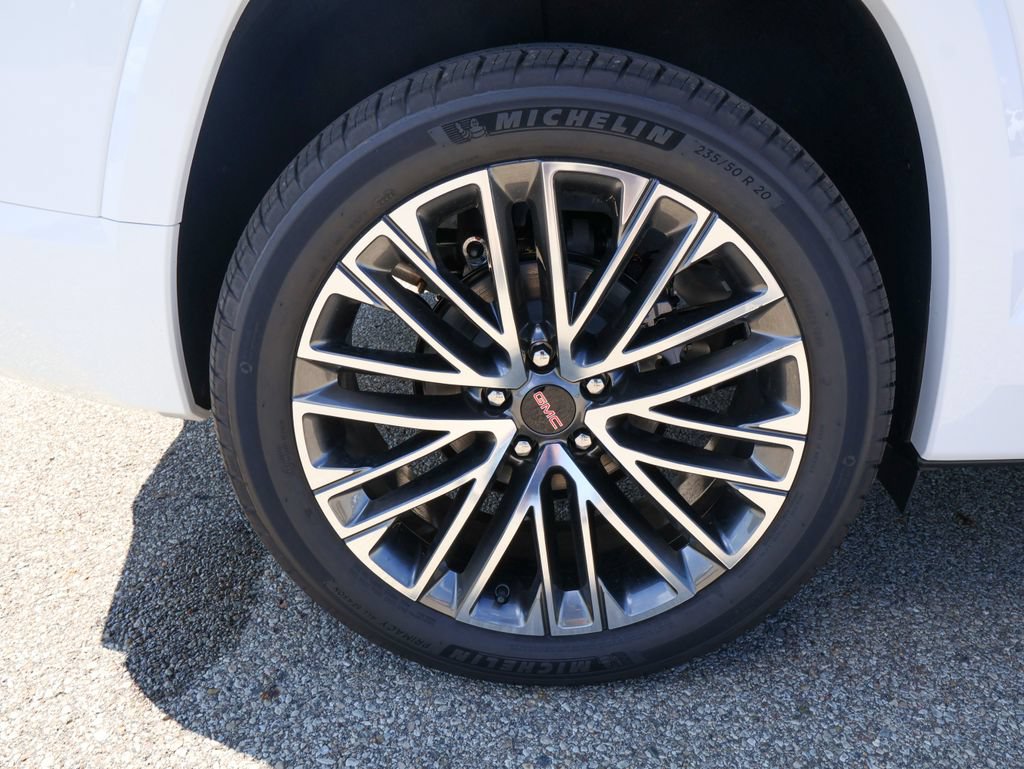 New 2027 GMC Terrain Denali w/ LPO, Floor Liner Package AWD/4WD image 37
