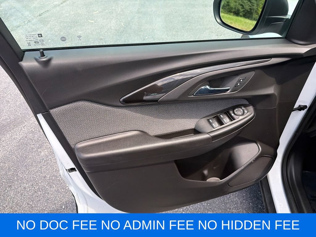 Used 2021 Chevrolet TrailBlazer LS AWD/4WD image 12
