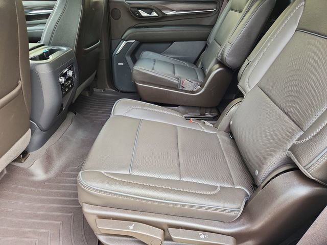 Used 2024 GMC Yukon Denali w/ Advanced Technology Package image 25