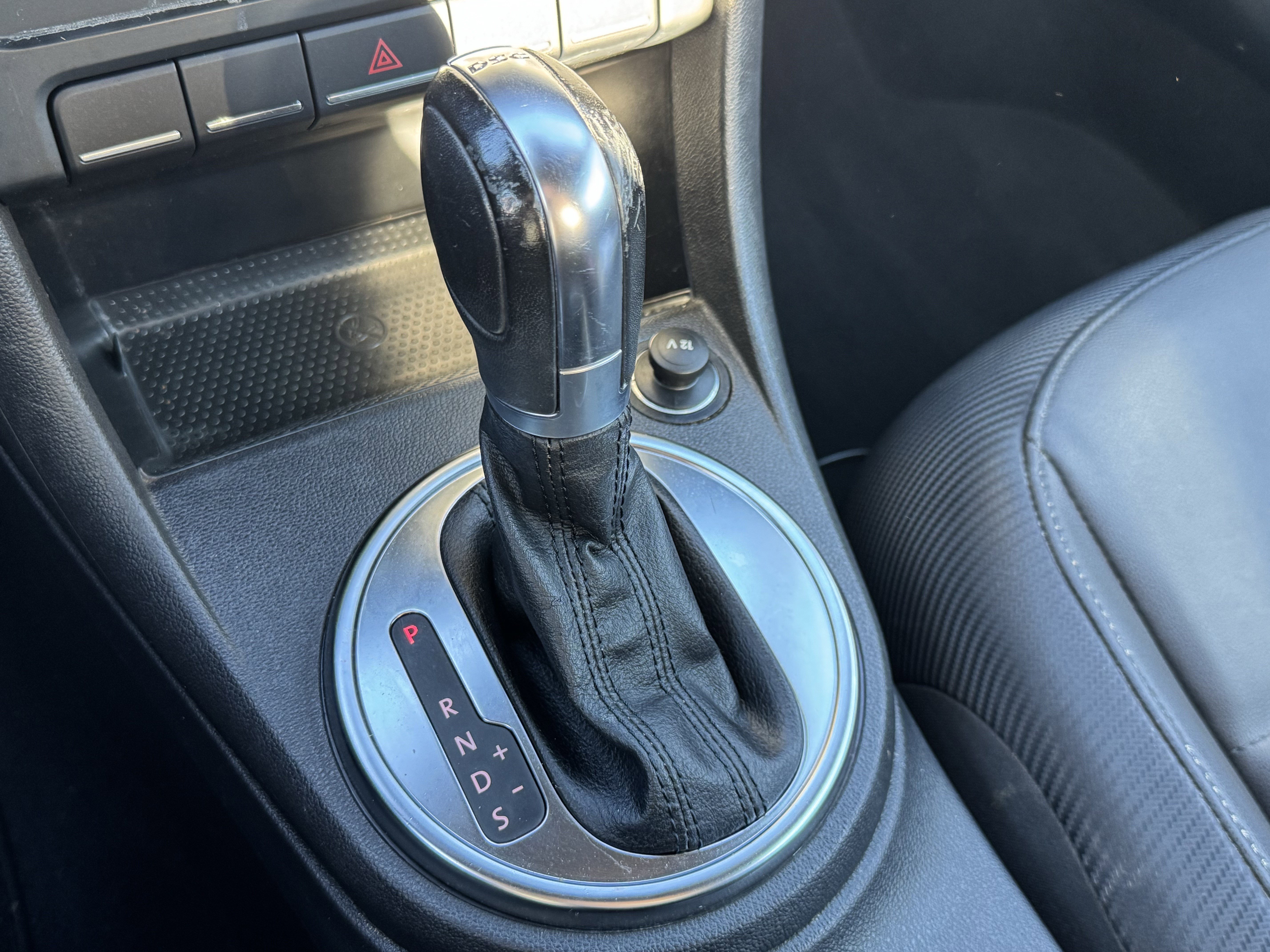 Used 2013 Volkswagen Beetle 2.0T image 20