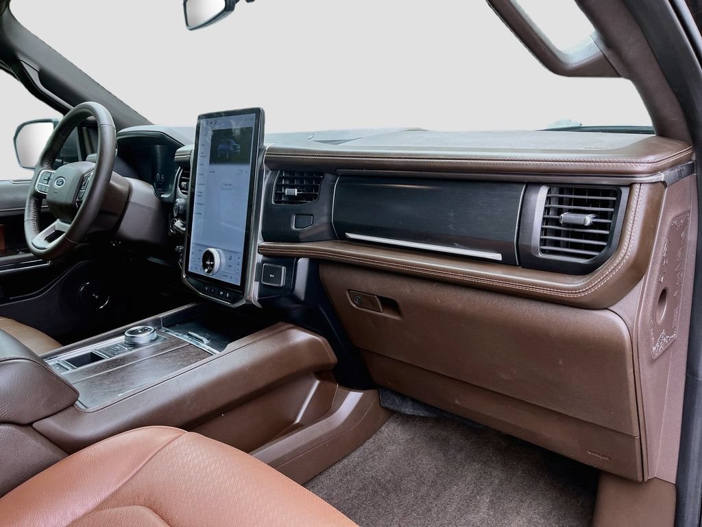 Used 2024 Ford Expedition Max King Ranch RWD image 32
