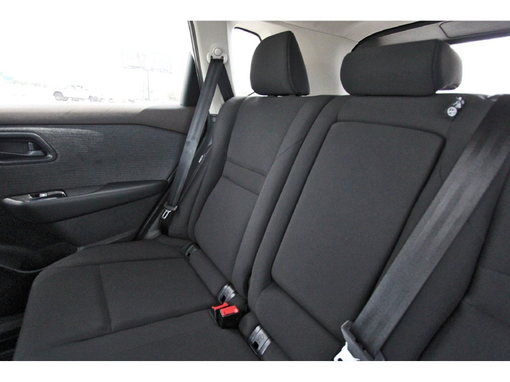 Used 2023 Nissan Rogue S FWD image 12
