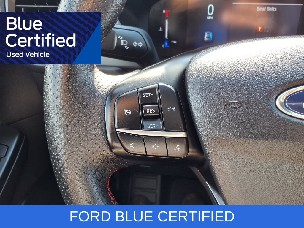 Certified 2025 Ford Escape ST-Line Select AWD/4WD image 16