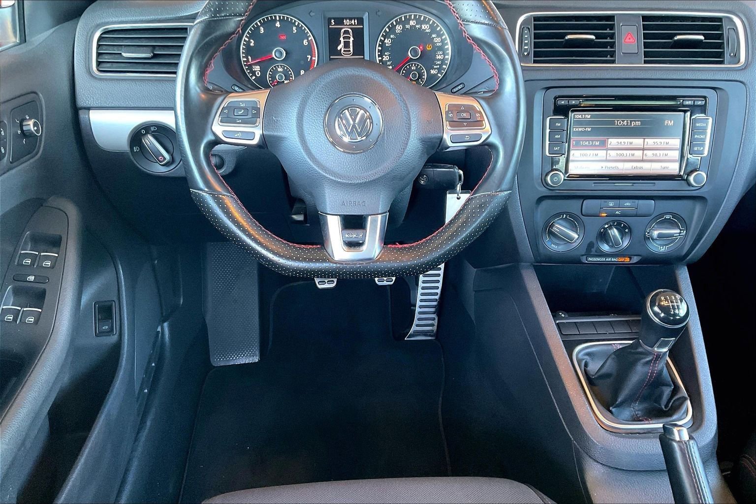 Used 2012 Volkswagen Jetta GLI FWD image 8