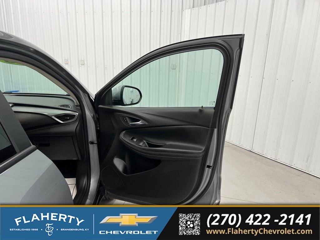 Used 2023 Buick Encore GX Preferred w/ Cold Weather Comfort Package AWD/4WD image 14