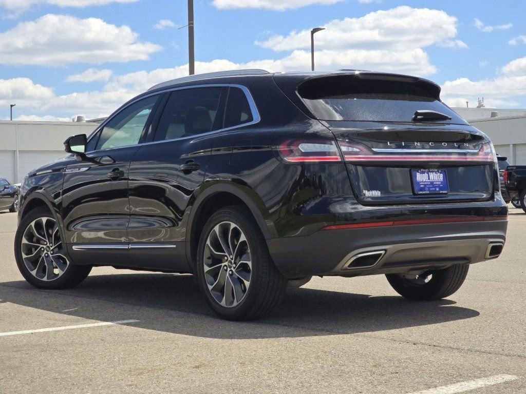 Used 2023 Lincoln Nautilus Reserve w/ Cargo Utility Package AWD/4WD image 17